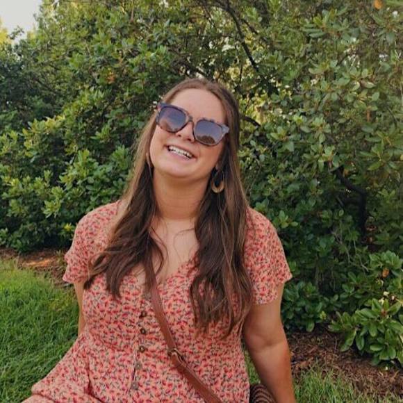 Meet your Posher, Isabella - Picture 1 of 1